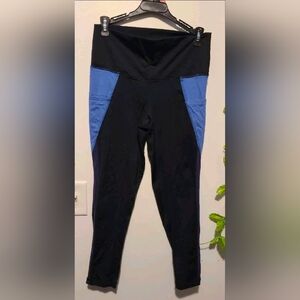 Aerie Chill Play Move Large Black and Blue Active Leggings